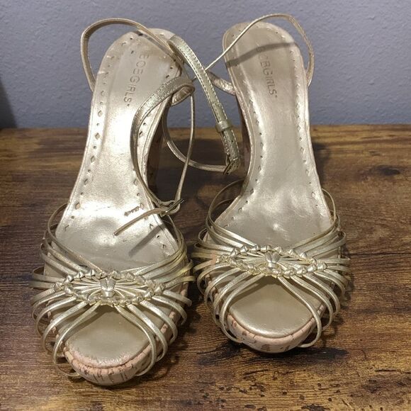 BCBGirls Metallic Gold Strappy Open Toe Heels Size 8.5 - Picture 2 of 8